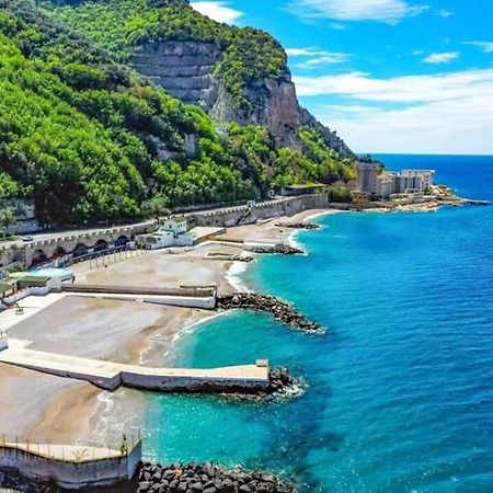 Il Rifugio Di Pozzano Apartment Castellammare di Stabia Ngoại thất bức ảnh